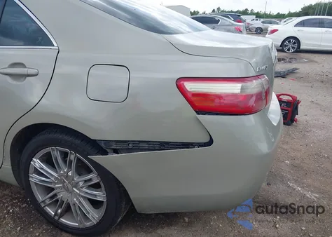 2007 Toyota Camry Ce z USA, uszkodzony, nr VIN 4T1BE46K57U140697